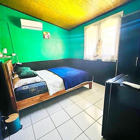 Chambre Privee 2 - Case Creole Le Mistral,Chez Kevin Saint-Andre Exterior photo